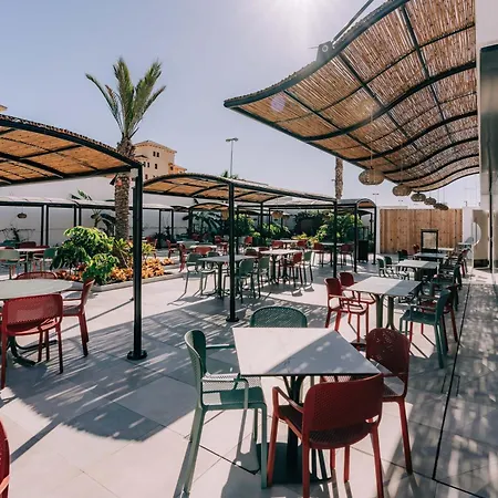 Costa Del Sol Glamping Village Campingplads 4*
